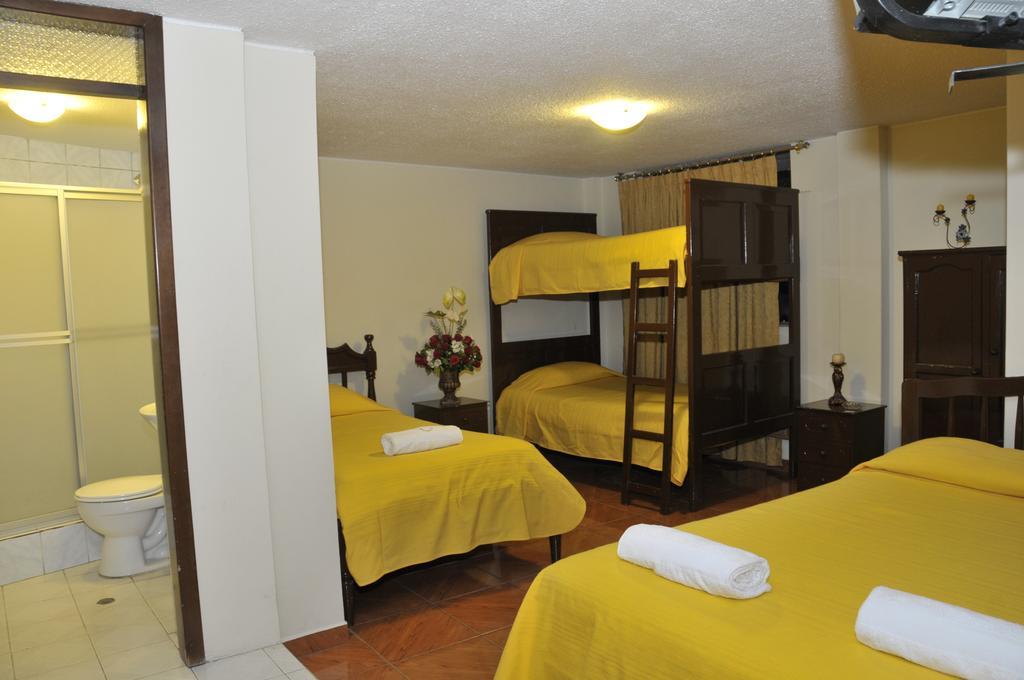 Hotel Margarita 2 Кито Номер фото