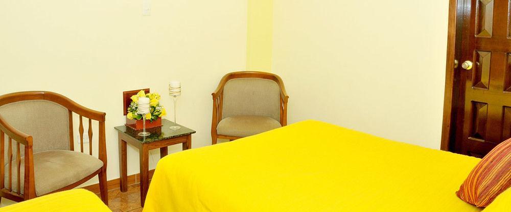 Hotel Margarita 2 Кито Экстерьер фото