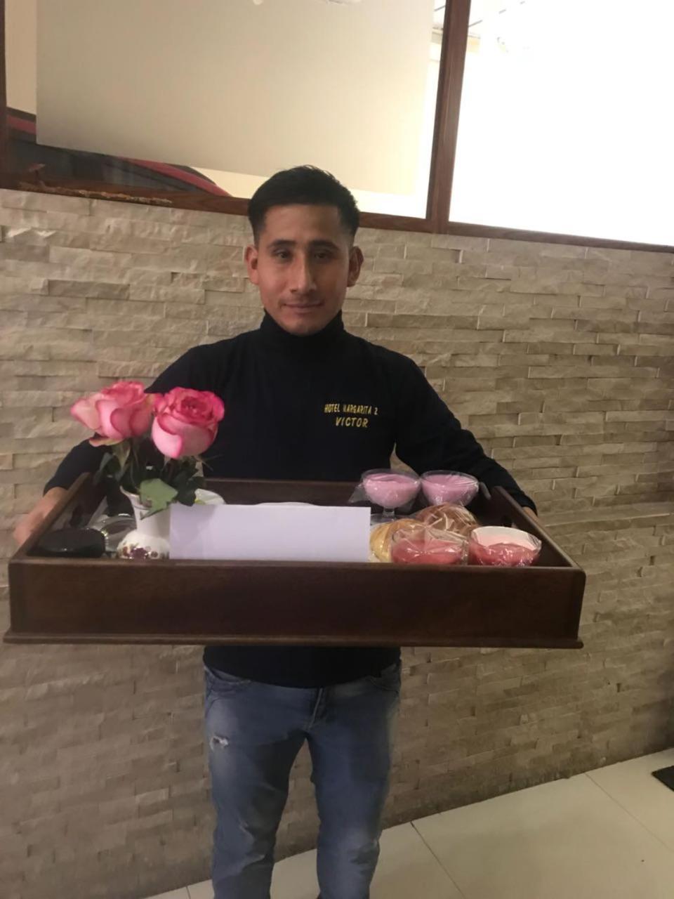 Hotel Margarita 2 Кито Экстерьер фото